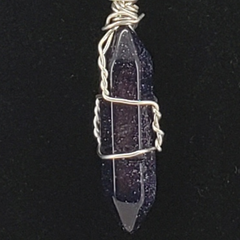 Pentagram and Crystal pendant w/ Cord - Picture 3 of 3